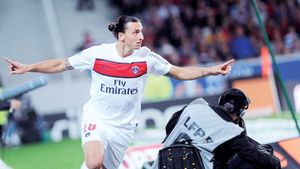 Ibra a comis-o din nou!** Oficialitățile din orașul său natal i-au oferit o stea pe Walk of Fame, replica lui Zlatan i-a înghețat pe toți: "N-am murit încă!"