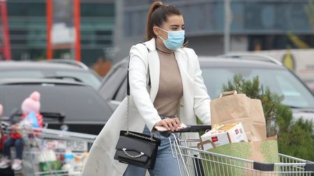 Secretul ascensiunii lui Dennis Man la FCSB! Cum îl răsfață Alexandra pe atacantul lui Gigi Becali | GALERIE FOTO