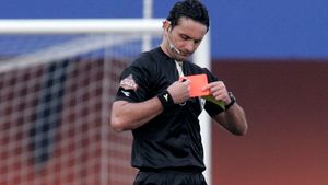 CFR și "U" Cluj se bat cu Dinamo** pentru titlul de cea mai agresivă echipă a Ligii 1!