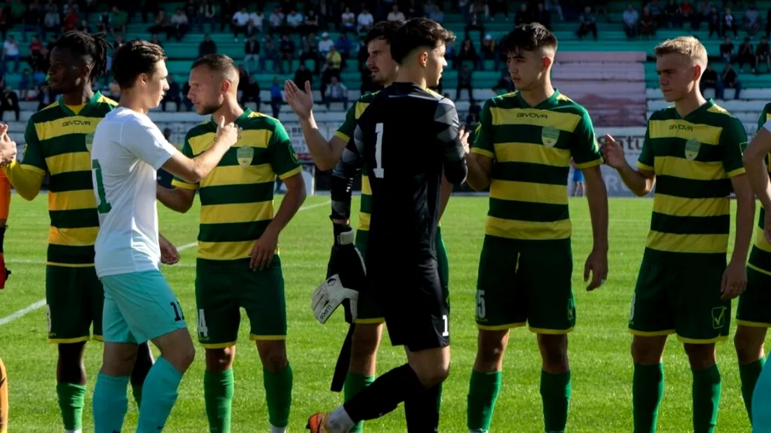 Foresta Suceava a rămas fără șapte jucători și antrenor! Unul din fotbaliști a ajuns în SuperLiga, iar primarul s-a supărat: ”Nu văd logica. Avem datorii la stat, dar facem cantonament în Antalya”