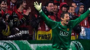 Columbo de la Manchester!** Van der Sar a înființat o patrulă de cartier!