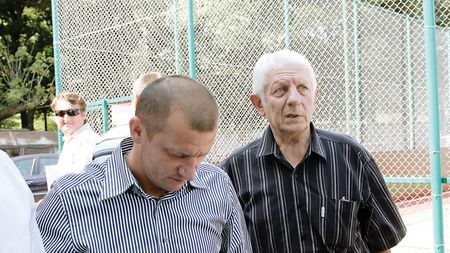 Câmpeanu mizează pe Dorinel