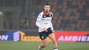 Ce club de juniori din România se îmbogățește după transferul lui Radu Drăgușin la Tottenham! E o adevărată comoară pentru echipă