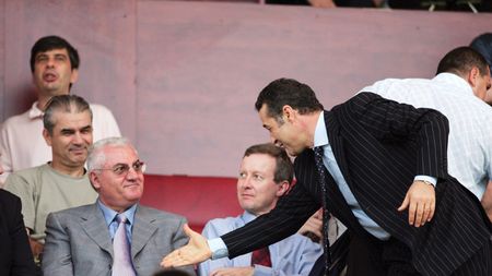 Mitică, de partea fostelor glorii:** "Gigi a scăpat de sub control!"