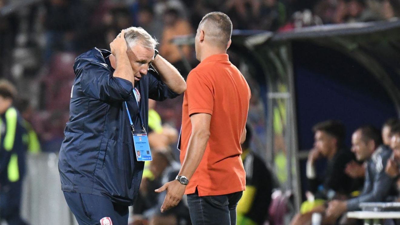 Dan Petrescu nu s-a putut abține după ce a văzut penalty-ul primit de FCSB în meciul cu U Cluj. „Sper să ajungem să avem arbitri roboți”