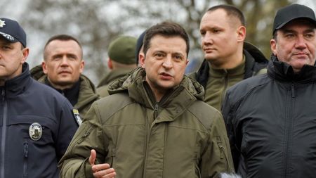 „Au murit sau am făcut schimb de prizonieri pentru ei!”. Zelenski, anunț devastator despre soldații ucraineni de pe Insula Șerpilor care îi înjuraseră pe ruși prin radio!