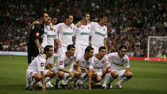 Cine sunt dinamoviștii pe care șefii nu i-au lăsat să se transfere la Spartak Moscova! „N-au fost de acord cu suma” + Schimbul de tricouri cu celebrul Gary Neville, după meciul „câinilor” cu Manchester United!