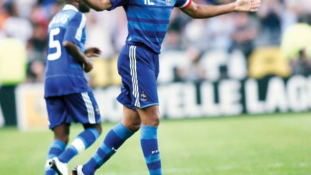 VIDEO / Henry și Anelka salvează Franța