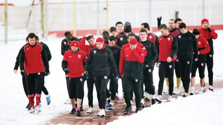 Situație critică la Dinamo!** "Câinii" n-au bani nici de mâncare!