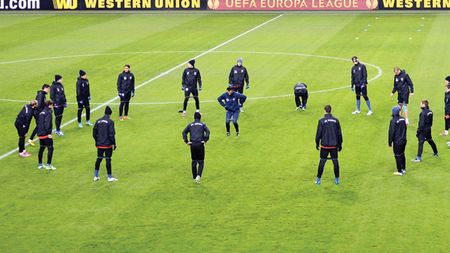 Steaua optimistă, Steaua arogantă!** Reghe promite că nu se va apăra! Echipele probabile de la Chelsea - Steaua