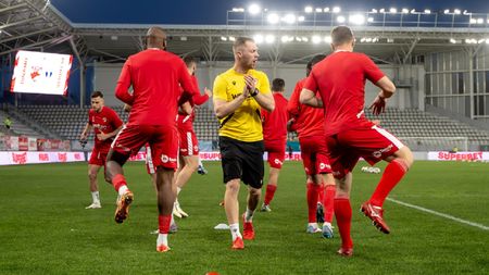 Dinamo a făcut un transfer în plin sezon! Ce jucător a semnat cu echipa „câinilor”