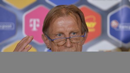 Daum: "Atât pot face în acest moment! Nu am greșit echipa cu Muntenegru!" Germanul ne cere să "nu avem așteptări prea mari" de la meciul cu Armenia