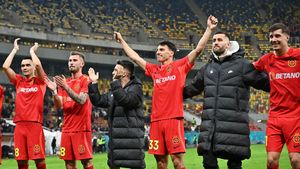 Un fost campion al României cu FCSB a semnat cu UTA, el mai jucase la Arad în urmă cu 11 ani!