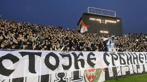 VIDEO - Stojkovic, primit ca un erou de fanii lui Partizan! Fostul rapidist Boya face senzație pentru alb-negri