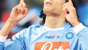 Religia lui este golul!** Cavani: "M-am născut fotbalist. Înainte să pot merge, urmăream deja mingea de fotbal"