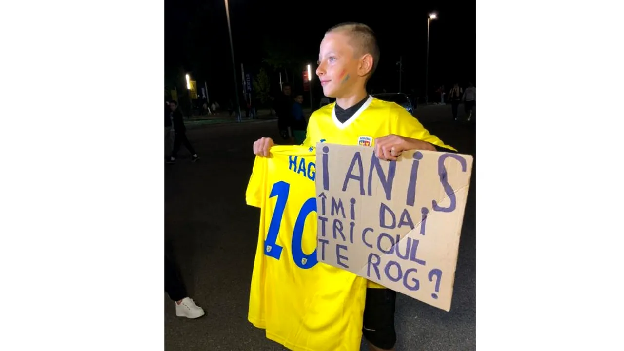 Ianis Hagi a făcut bucuros un tânăr fotbalist de la FCSB, după meciul cu Liechtenstein. „Sunt foarte fericit! Am scris pe un carton, iar el m-a văzut”