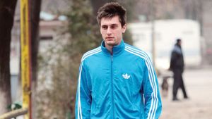 "Tătărușanu este în cădere liberă de când a venit la Steaua staff-ul condus de Ilie Stan" Cine este vinovat pentru evoluția portarului