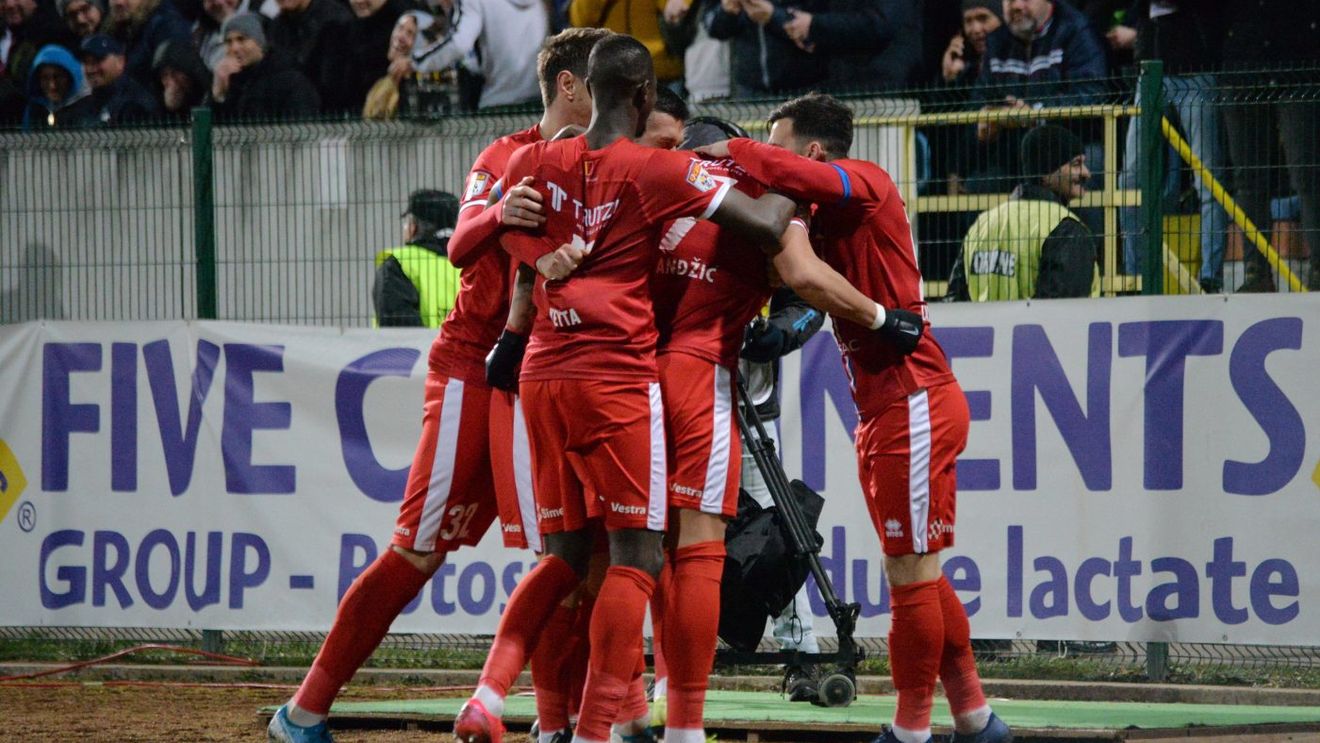 Panică în Liga 1! Străinii vor să părăsească România: "E o situație complicată!" Cum face față antrenorul Marius Croitoru epidemiei de coronavirus