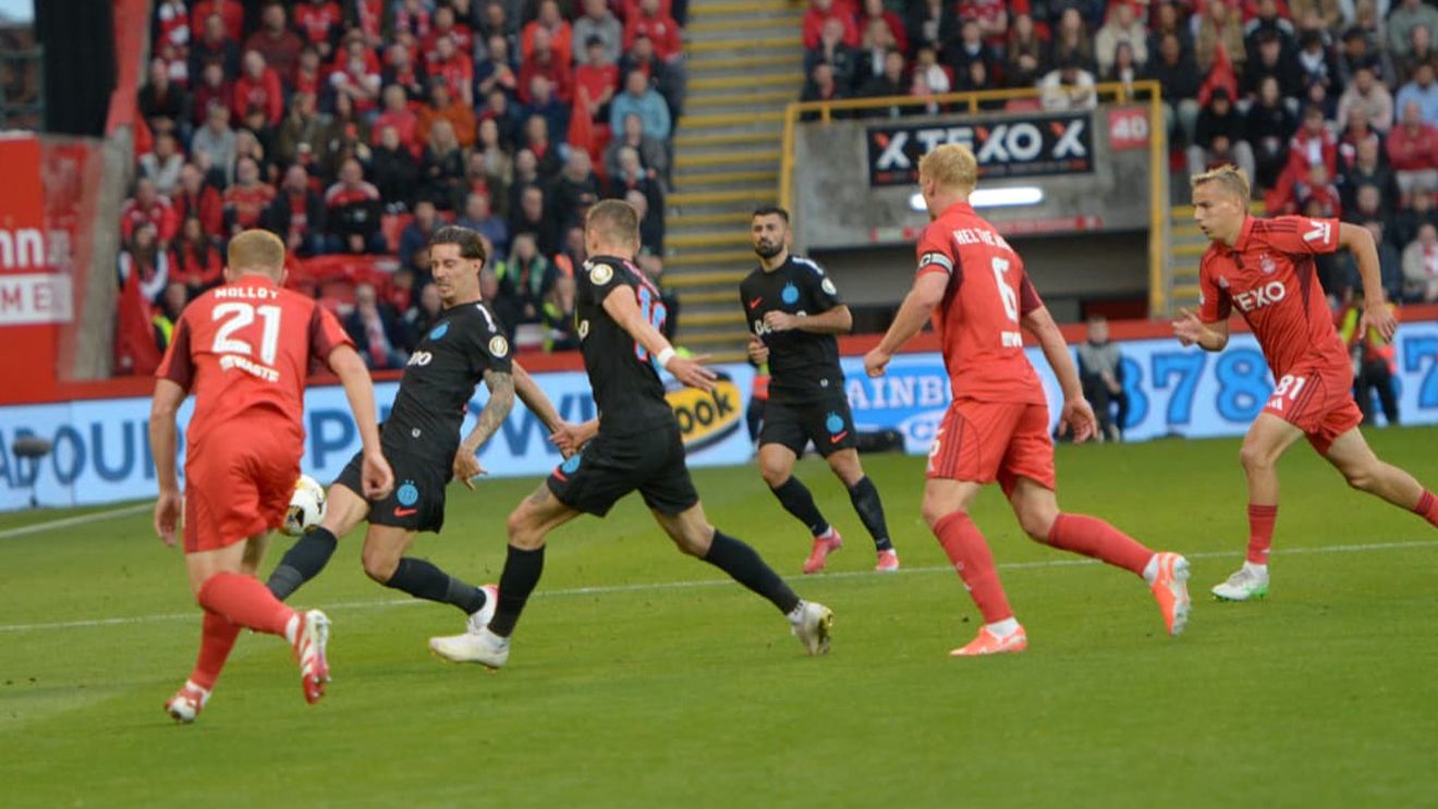 Aberdeen - FCSB 2-2, în manșa tur a play-off-ului Europa League. Campioana României a avut 2-0, dar a jucat 50 de minute în inferioritate