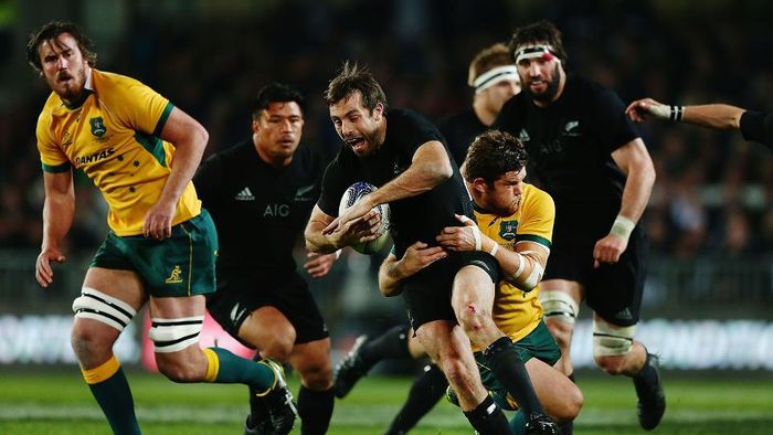 Spectacol total în "clasicul" Australia - Noua Zeelandă! S-au înscris eseuri, în medie, unul la șapte minute. All Blacks au făcut instrucție cu Wallabies în primele 40 de minute