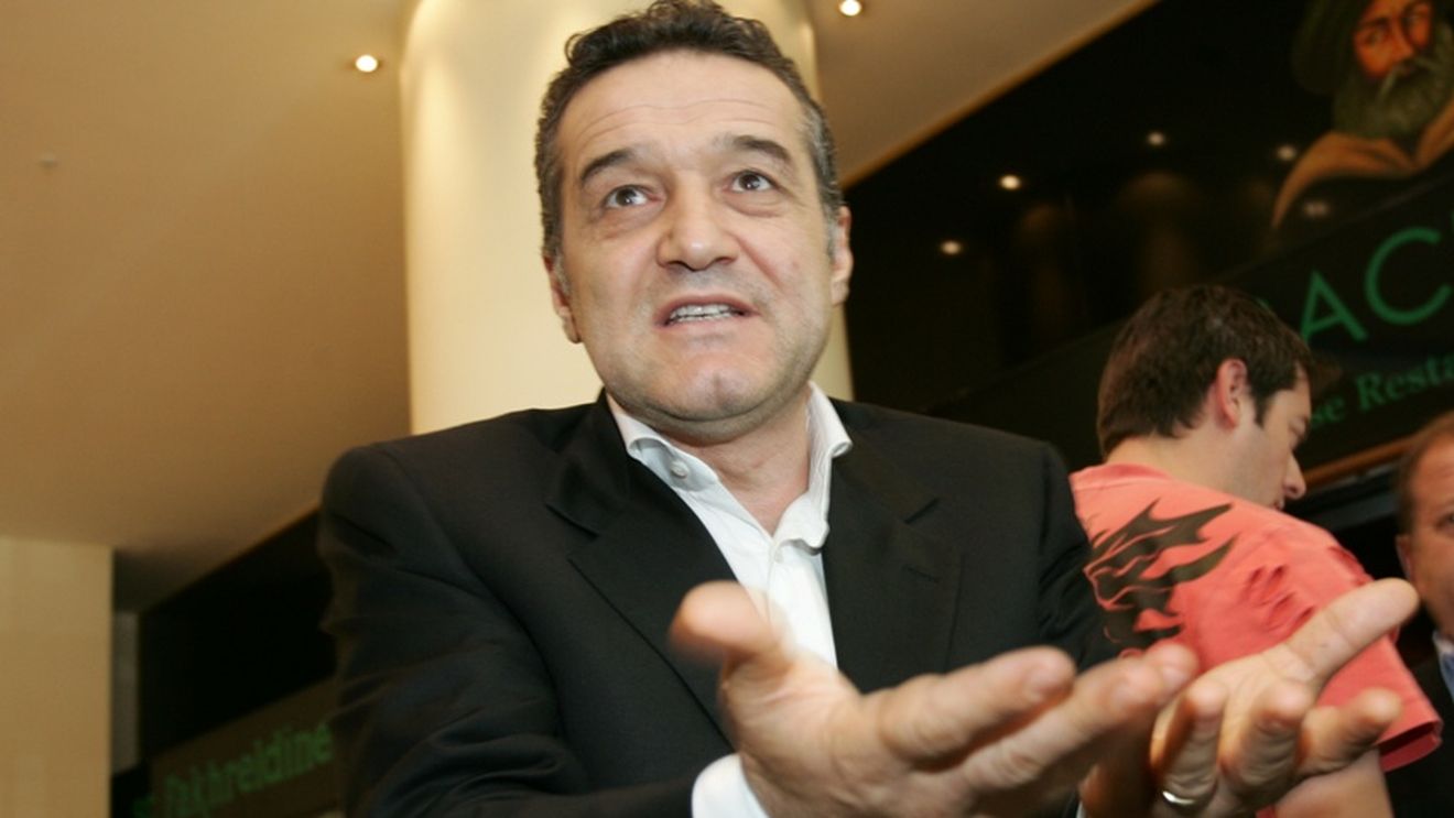 Becali îl atacă pe Lăcătuș: "Se vedea că nu mai puteam înscrie, dar cred că Lăcătuș vroia să batem cu 5-0!"