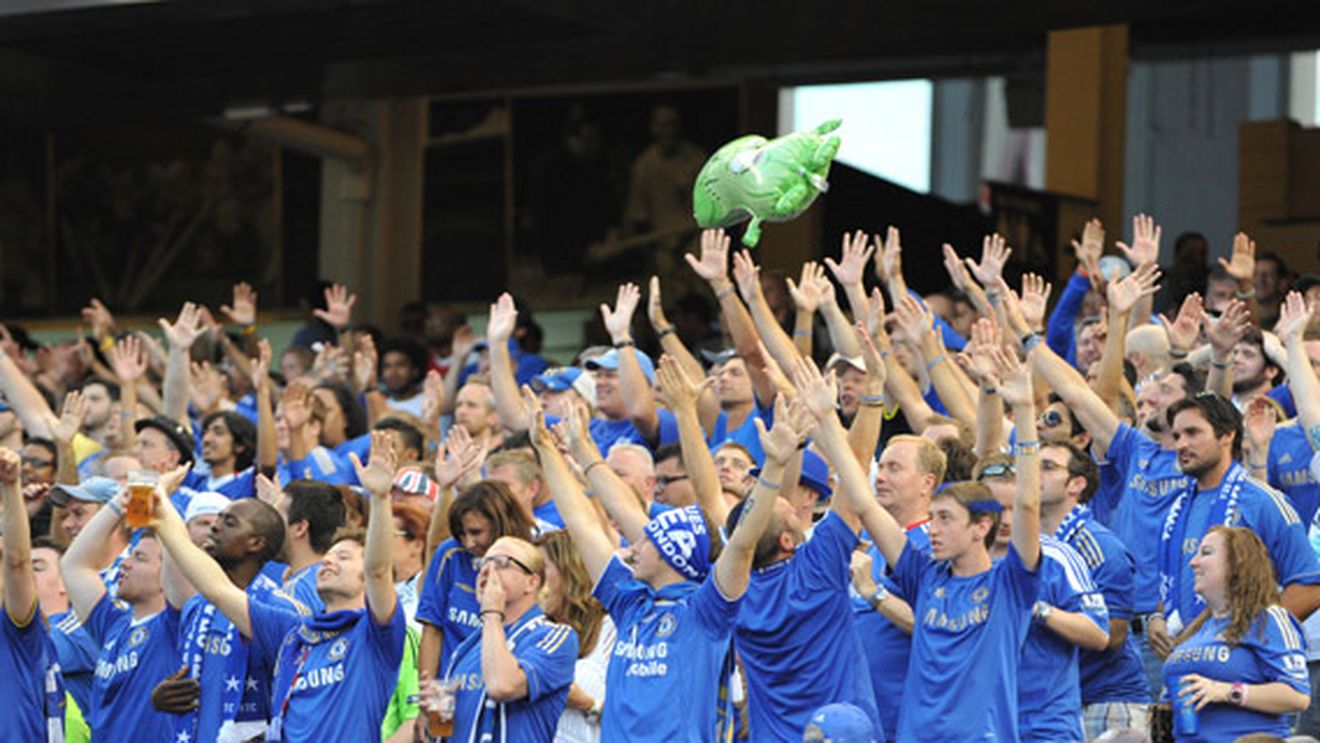 S-au pierdut pe drum?** Jandarmeria anunță: "Doar 600 de fani englezi ajung azi în București!"