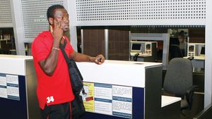 Kone:** "Am greșit că nu m-am prezentat la reunire! Am avut niște neînțelegeri cu impresarii!"