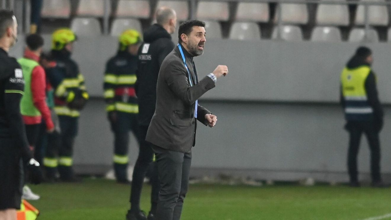 Dinamo forțează transferurile lui Dusan Bakic și Sofiane Djeffal! Un atacant muntenegrean și un mijlocaș francez, loviturile secrete ale lui Kopic