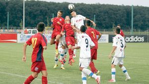 FRF "îngroapă" juniorii cu legea în mână! Cum s-au dus peste 6 milioane de euro pe apa sâmbetei. Banii erau destinați creșterii copiilor 