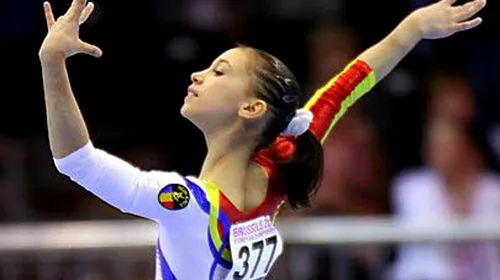 Ștefania Stănilă a debutat la 15 ani la CM , fiind cea mai tânără sportivă din competiție