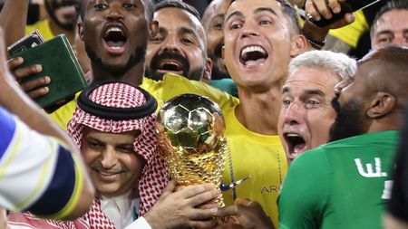 Cum au schimbat arabii, în două luni, ierarhia salariilor din fotbalul mondial! Opt din zece cei mai bine plătiți fotbaliști joacă acum în Pro Saudi League | ANALIZA