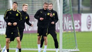 Nemții aruncă în aer vestiarul Borussiei:** ieri "l-au dat" pe Goetze la Bayern, azi susțin că i-au găsit înlocuitorul! Cine vine în locul puștiului