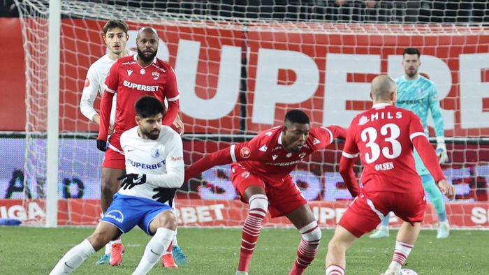 Marius Niculae, discurs încurajator pentru „câini”, după Dinamo - Farul 0-2: „Pică foarte bine înfrângerea”