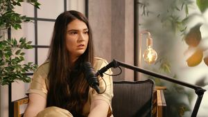 Cu ce se ocupă Dominique, fiica lui Marius Lăcătuș, la Istanbul: „E complicat. Nu e un job normal”