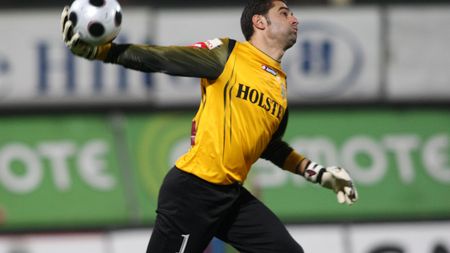 "Mai bine îi dai bani lui Coman decât să-i dai la casino"