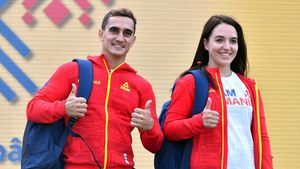 Marian Drăgulescu, Ana Maria Popescu, Robert Glință și Laura Coman, modele pentru o zi! Au prezentat echipamentul oficial pentru Jocurile Olimpice: „Împreună spre 2024, cu escală la Tokyo!” | VIDEO & FOTO