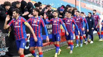 FC Bihor nu mai poate spune că nu se gândește la play-off. A învins în minutul 87 Metalul Buzău și termină 2025 pe locul 3. Erik Lincar: ”Avem nevoie de întăriri”