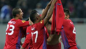 Unuia dintre "stâlpii" actualei Steaua i se arată ușa!** Titular de drept în echipa lui Stan, dă acum probe până în vară pentru un nou contract