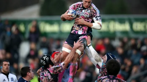 Stade Francais joacă cu „Lupii