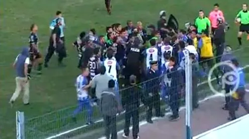 VIDEO De unde s-a „inspirat” Bornescu! :)** Scene de război în prima ligă din Uruguay