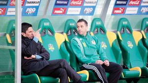 Sânmărtean îi răspunde lui Porumboiu: 'Patronul plătește, el vorbește!'** Ce spune de un transfer la Steaua în această vară: