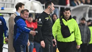 Dorinel Munteanu riscă o suspendare șocantă de 9 etape pentru derapajele grosolane din meciurile cu Rapid și Dinamo!