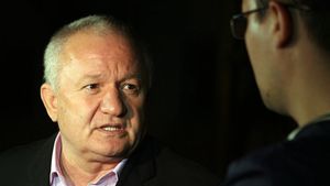 EXCLUSIV: Nu vrea la Rapid. Porumboiu, aproape de a investi la CSMS Iași. I-a fost promis și un stadion nou