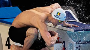 „Eu n-am pensie. David Popovici face reclame la toate băncile!”. Fostul component al generației lui Gică Hagi se revoltă