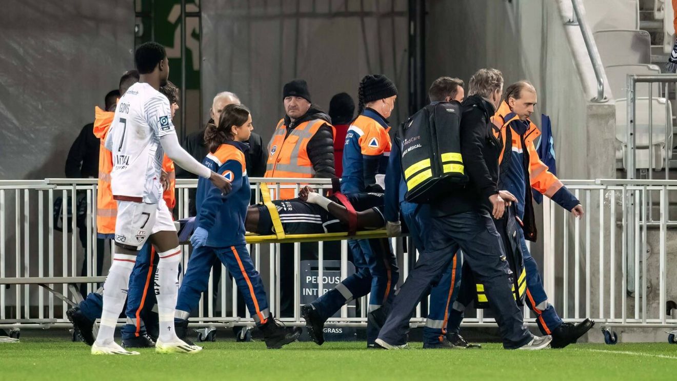 „M-au băgat în comă la spital și când m-am trezit nu mai știam că sunt fotbalist”. Experiența dincolo de senzorial pe care a trăit-o jucătorul, după o accidentare gravă