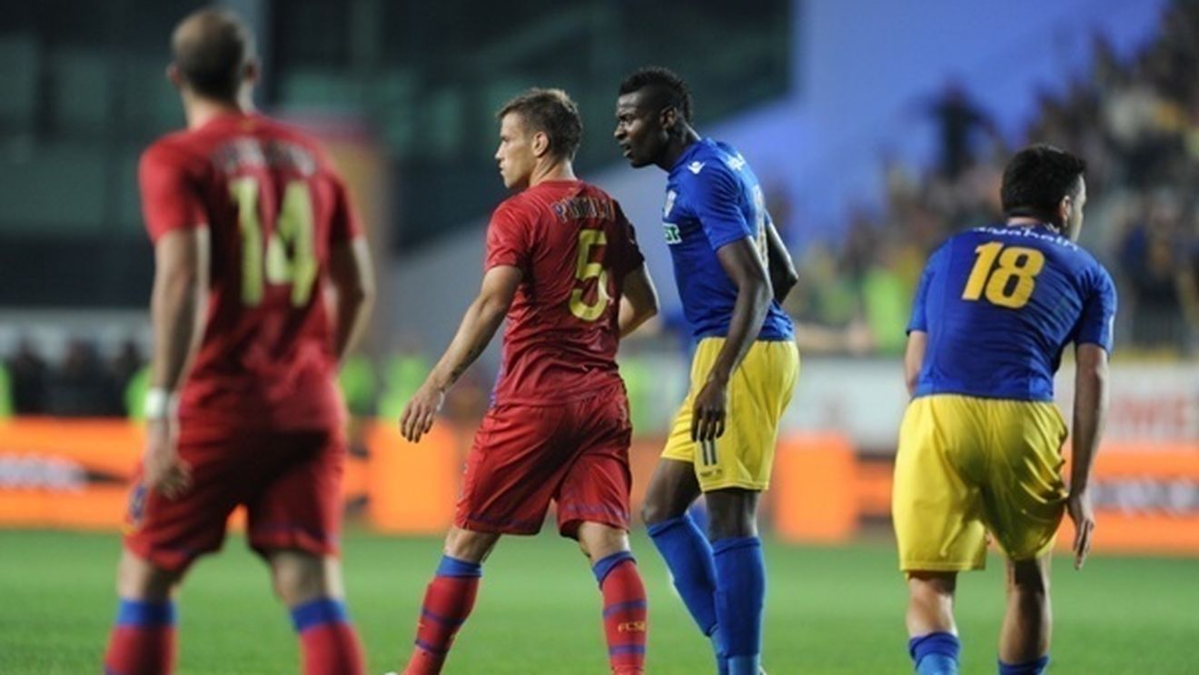 Steaua - Petrolul se joacă luni 22 aprilie, de la 20:45!** Vezi programul și transmisiunile etapei 27