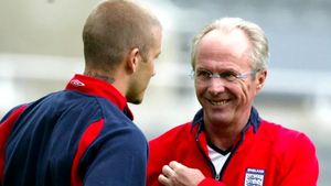 Apariție tulburătoare a celebrului antrenor din fotbal, la scurt timp după ce a anunțat că are un cancer în fază terminală! Transformarea tehnicianului i-a impresionat pe toți cei prezenți în sală