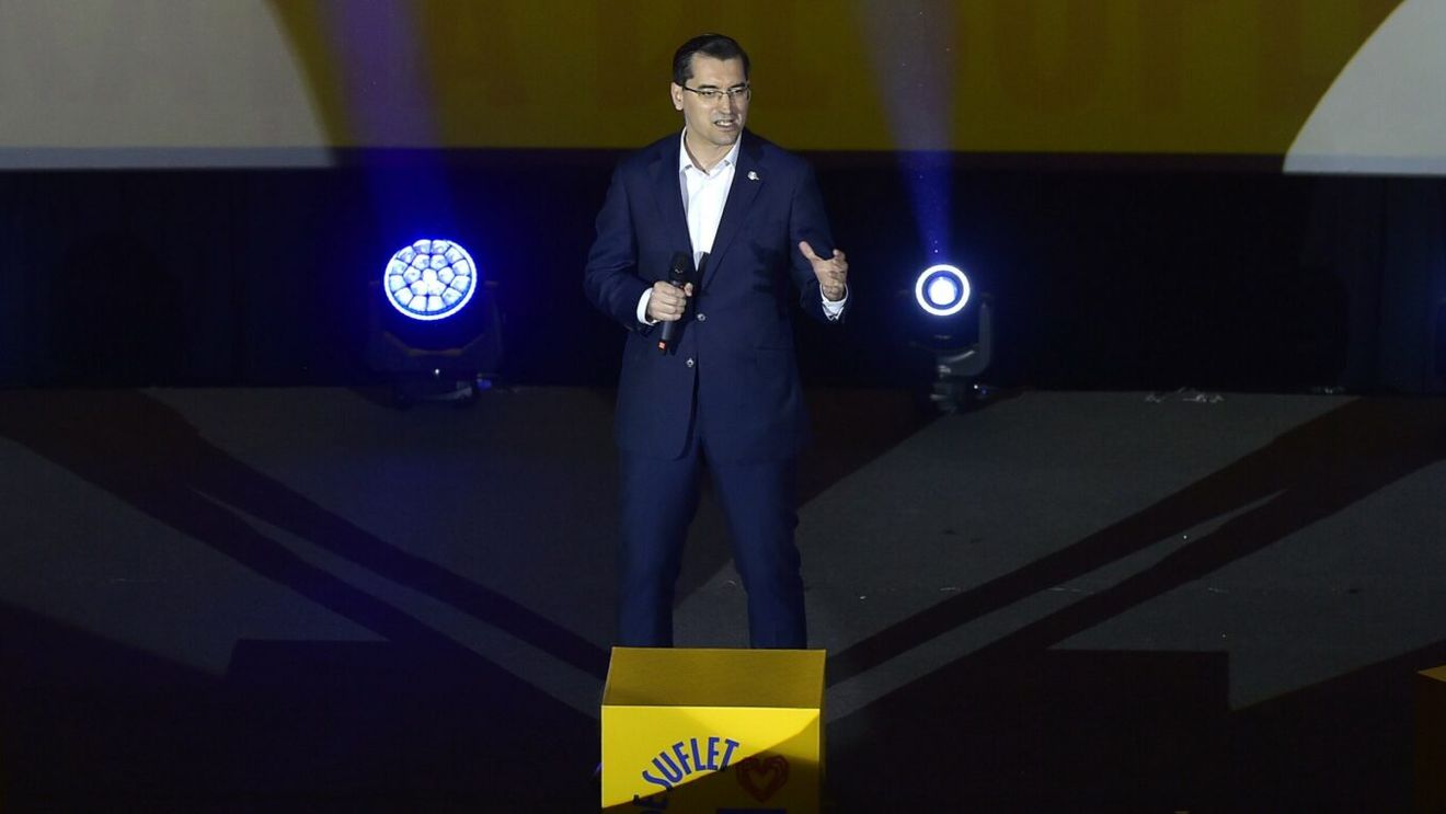 Decizia lui Răzvan Burleanu despre candidatura la postul de preşedinte UEFA: „Îl susțin total, necondiționat”