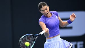 Câți bani a luat Sorana Cîrstea după ce a fost eliminată de la Indian Wells de numărul 14 WTA