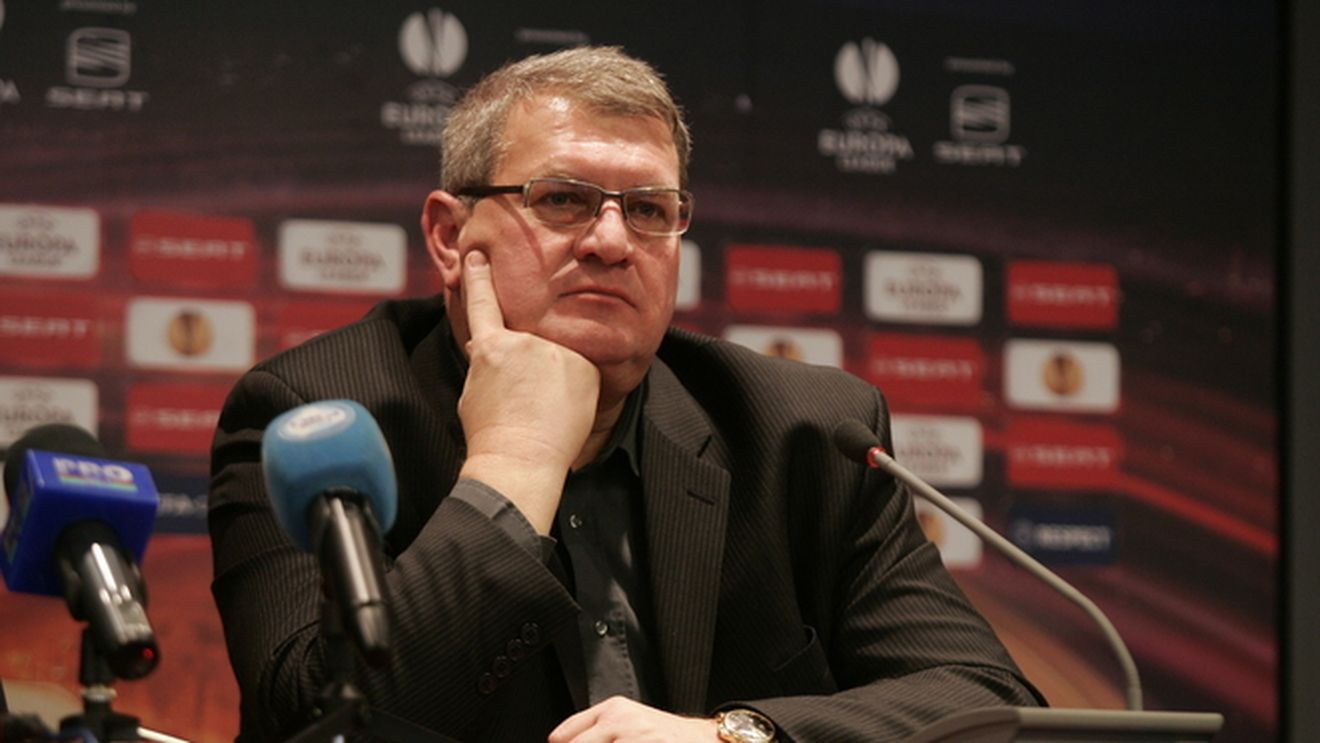 Mureșan:** "Mandorlini rămâne la CFR! Nu am negociat cu Boloni"